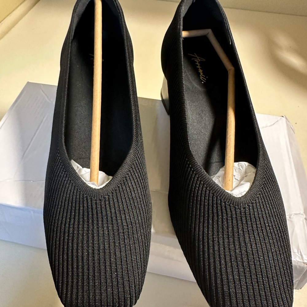 Arromic Black Women's Block Heel Pumps 10 Wide